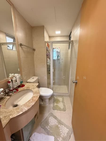 Hillview Regency, 26 Bukit Batok East Avenue 2, 3 Bedrooms, 1,119 sqft, Condominium For Sale, by Yvonne Chan, 500165220 - PropertyGuru.com.sg