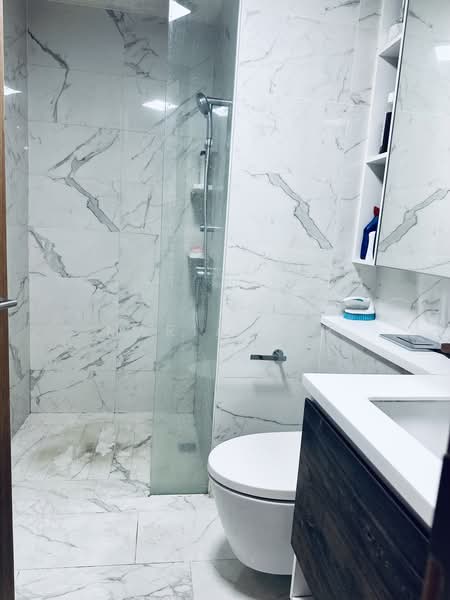Parc Botannia, 10 Fernvale Street, 2 Bedrooms, 581 sqft, Condominium For Sale, by Maria Loh, 500165224 - Bathroom - PropertyGuru.com.sg