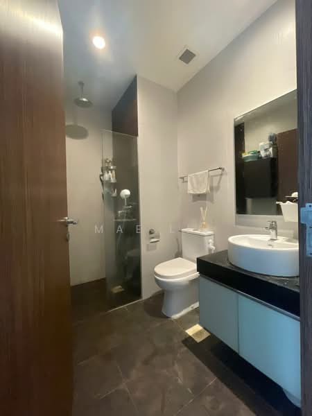 Parc Rosewood, 71 Rosewood Drive, 1 Bedroom, 431 sqft, Condominium For Sale, by Mae Liu, 500165229 - Bathroom - PropertyGuru.com.sg