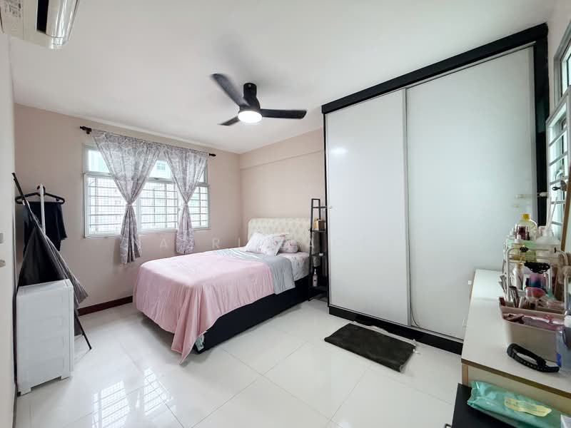 815B Choa Chu Kang Avenue 7, 815B Choa Chu Kang Avenue 7, 3 Bedrooms, 1,216 sqft, HDB Flat For Sale, by Nazri Baobed, 500165236 - PropertyGuru.com.sg