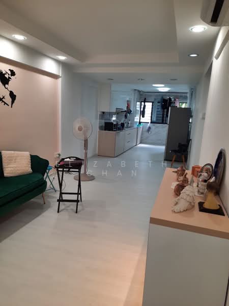 521 Bedok North Avenue 1, 521 Bedok North Avenue 1, Room Rental, 100 sqft, HDB Flat For Rent, by Elizabeth Chan, 500165243 - Living Room - PropertyGuru.com.sg