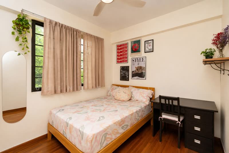 Simei Green Condominium, 11 Simei Street 4, 3 Bedrooms, 1,195 sqft, Condominium For Sale, by Eugene Sean Cheng, 500165249 - Bedroom - PropertyGuru.com.sg