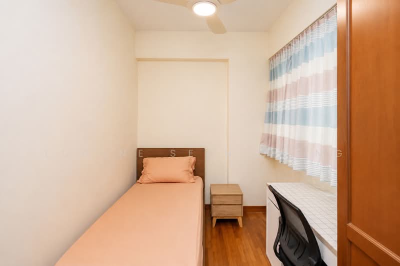 Simei Green Condominium, 11 Simei Street 4, 3 Bedrooms, 1,195 sqft, Condominium For Sale, by Eugene Sean Cheng, 500165249 - Bedroom - PropertyGuru.com.sg