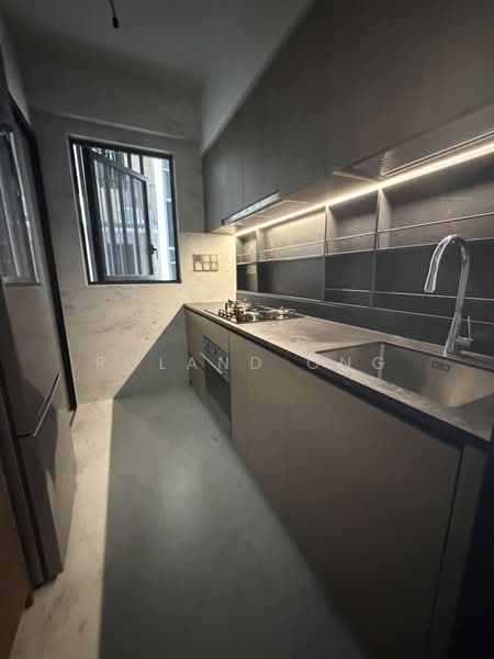 Sceneca Residence, Tanah Merah Kechil Link, 3 Bedrooms, 1,119 sqft, Condominium For Rent, by Roland Ong, 500165261 - Kitchen - PropertyGuru.com.sg