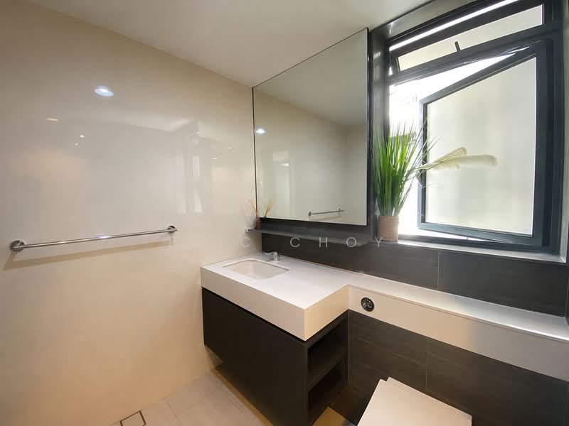 Botanique at Bartley, 237 Upper Paya Lebar Road, 2 Bedrooms, 657 sqft, Condominium For Sale, by Eric Choy, 500165270 - Bathroom - PropertyGuru.com.sg