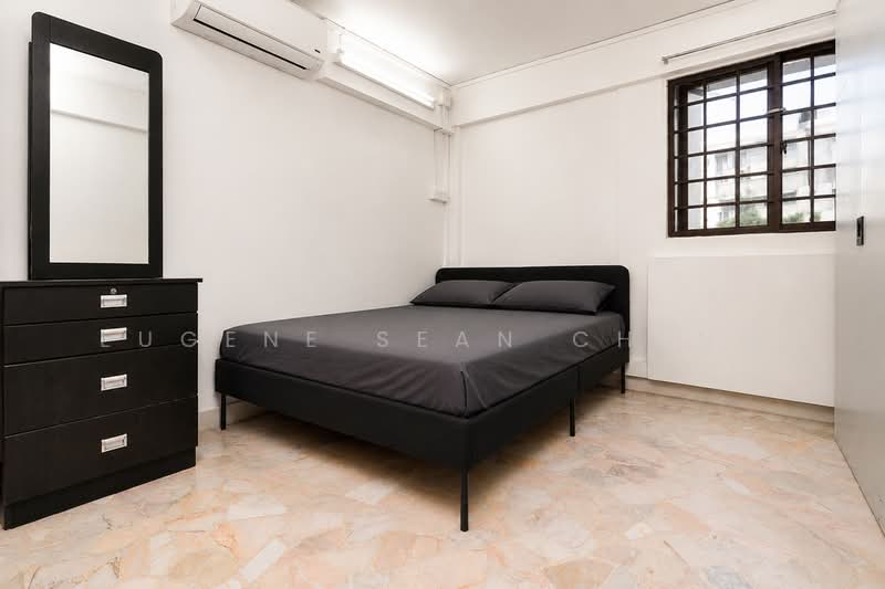 706 Clementi West Street 2, 706 Clementi West Street 2, 2 Bedrooms, 732 sqft, HDB Flat For Sale, by Eugene Sean Cheng, 500165273 - Bedroom - PropertyGuru.com.sg