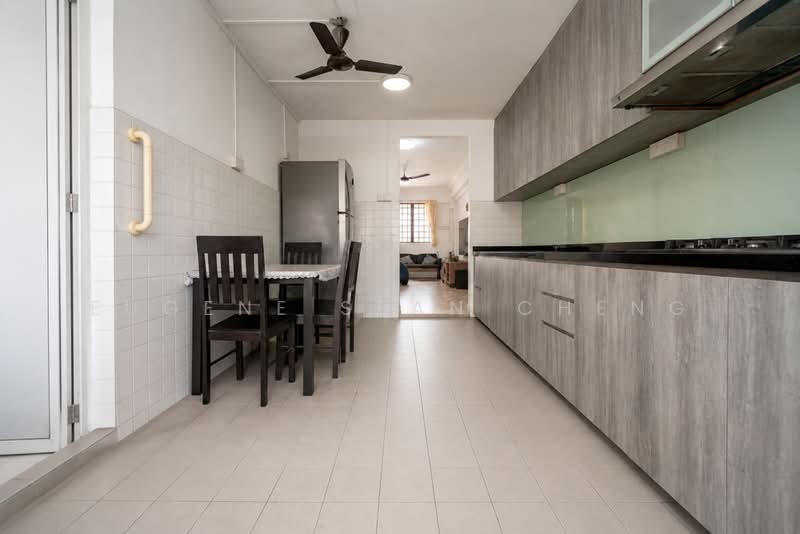 706 Clementi West Street 2, 706 Clementi West Street 2, 2 Bedrooms, 732 sqft, HDB Flat For Sale, by Eugene Sean Cheng, 500165273 - Kitchen - PropertyGuru.com.sg
