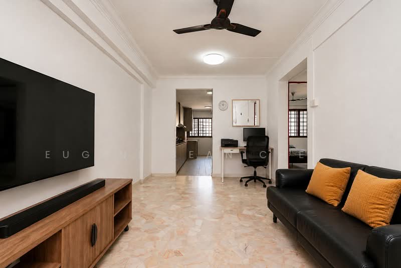 706 Clementi West Street 2, 706 Clementi West Street 2, 2 Bedrooms, 732 sqft, HDB Flat For Sale, by Eugene Sean Cheng, 500165273 - Living Room - PropertyGuru.com.sg