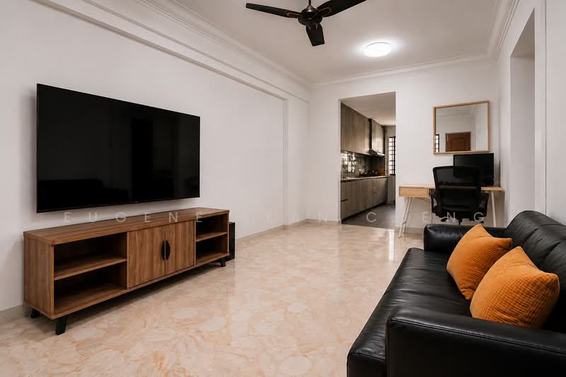 706 Clementi West Street 2, 706 Clementi West Street 2, 2 Bedrooms, 732 sqft, HDB Flat For Sale, by Eugene Sean Cheng, 500165273 - Living Room - PropertyGuru.com.sg