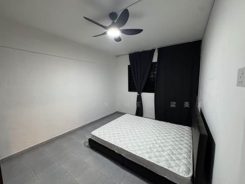 932 Tampines Street 91, 932 Tampines Street 91, Room Rental, 250 sqft, HDB Flat For Rent, by Maureen Neo 梁美鸾, 500165281 - Bedroom - PropertyGuru.com.sg