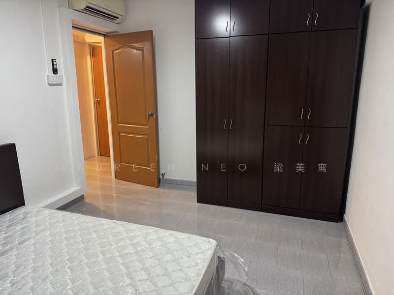 932 Tampines Street 91, 932 Tampines Street 91, Room Rental, 250 sqft, HDB Flat For Rent, by Maureen Neo 梁美鸾, 500165281 - Bedroom - PropertyGuru.com.sg