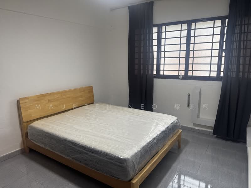 932 Tampines Street 91, 932 Tampines Street 91, Room Rental, 250 sqft, HDB Flat For Rent, by Maureen Neo 梁美鸾, 500165281 - Bedroom - PropertyGuru.com.sg
