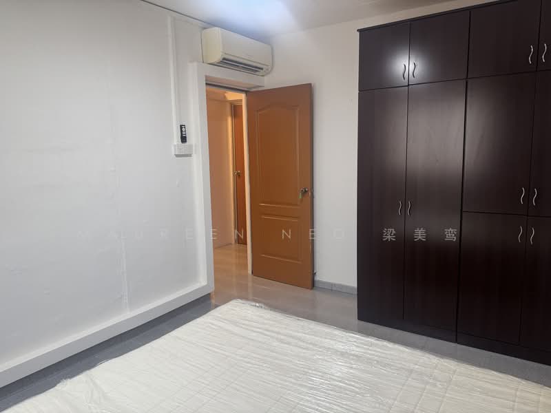 932 Tampines Street 91, 932 Tampines Street 91, Room Rental, 250 sqft, HDB Flat For Rent, by Maureen Neo 梁美鸾, 500165281 - Bedroom - PropertyGuru.com.sg