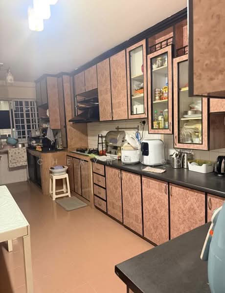 468 Ang Mo Kio Avenue 10, 468 Ang Mo Kio Avenue 10, Room Rental, 120 sqft, HDB Flat For Rent, by Cheryne Hoo, 500165288 - Kitchen - PropertyGuru.com.sg