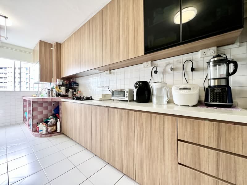 904 Jurong West Street 91, 904 Jurong West Street 91, 2 Bedrooms, 786 sqft, HDB Flat For Sale, by Camden Ang, 500165292 - Kitchen - PropertyGuru.com.sg