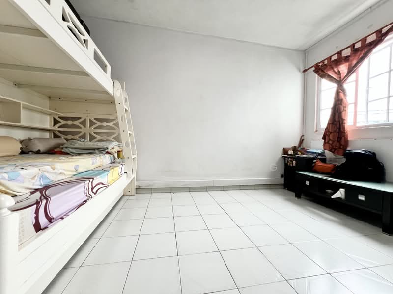 904 Jurong West Street 91, 904 Jurong West Street 91, 2 Bedrooms, 786 sqft, HDB Flat For Sale, by Camden Ang, 500165292 - Bedroom - PropertyGuru.com.sg
