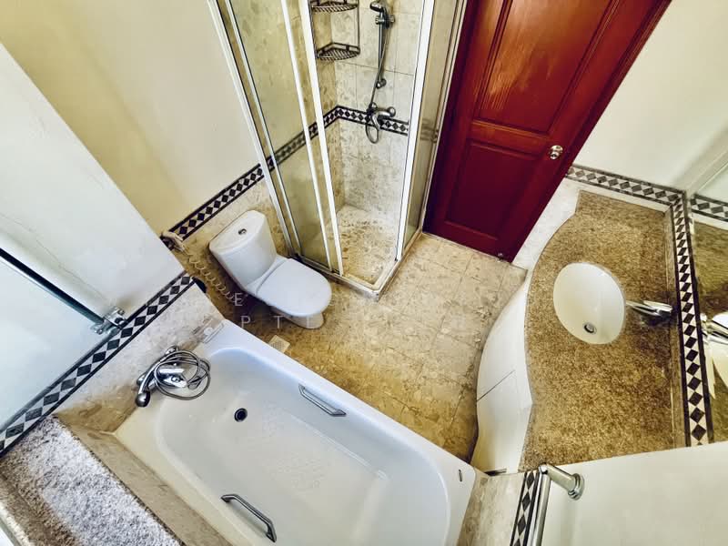 D'Manor, Tanah Merah Kechil Avenue, Studio, 350 sqft, Terraced House For Rent, by Trudy Tan, 500165293 - Bathroom - PropertyGuru.com.sg