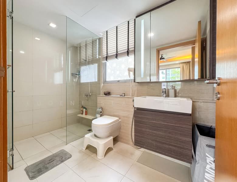 Prive, 31 Punggol Field, 3 Bedrooms, 1,055 sqft, Executive Condominium For Rent, by Eugene Sean Cheng, 500165308 - Bathroom - PropertyGuru.com.sg