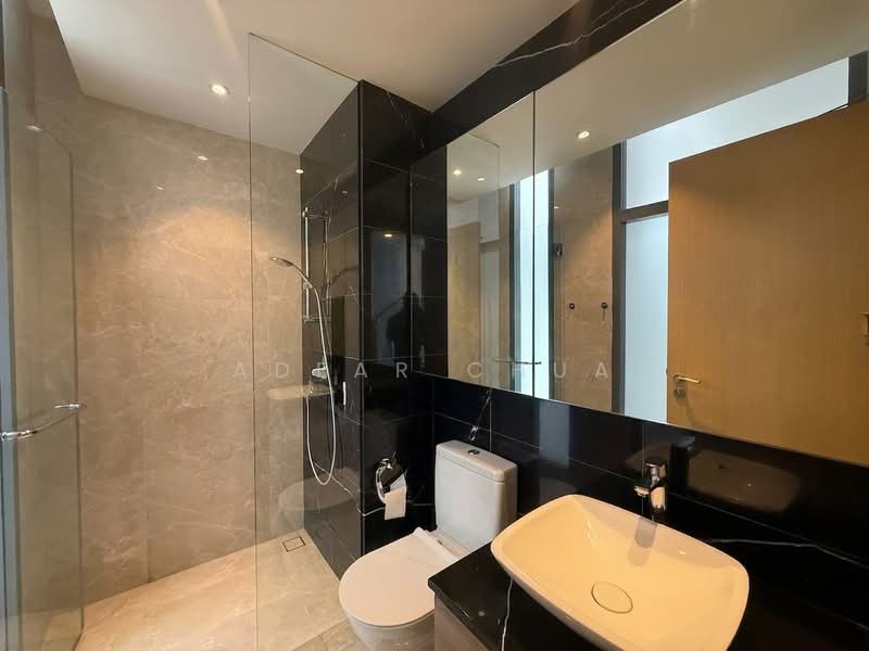 Belgravia Villas, 200 Ang Mo Kio Avenue 5, 5 Bedrooms, 3,961 sqft, Cluster House For Sale, by Adear Chua, 500165317 - Bathroom - PropertyGuru.com.sg