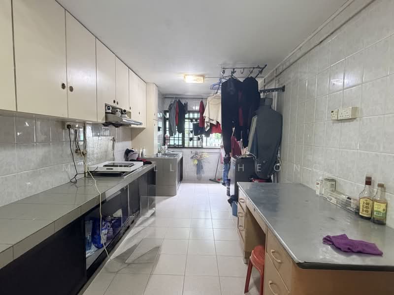 573 Cheng San Court, 573 Ang Mo Kio Avenue 3, 3 Bedrooms, 989 sqft, HDB Flat For Rent, by Michelle Cheong, 500165318 - Kitchen - PropertyGuru.com.sg