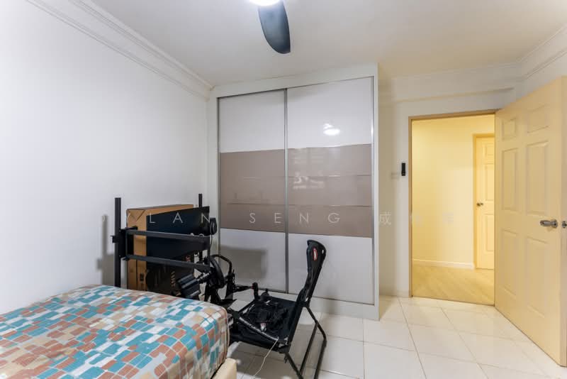 357B Admiralty Drive, 357B Admiralty Drive, 4 Bedrooms, 1,184 sqft, HDB Flat For Sale, by Dylan Seng 成伟洋, 500165331 - Bedroom - PropertyGuru.com.sg