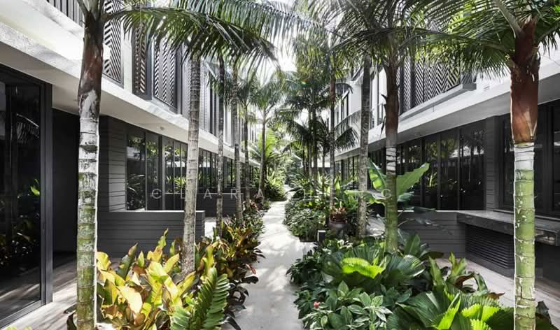 🌟 Limited ⏳️ Promo! 3.5 Storey + Pool + Gym. Park 2 cars, Landed-Condo Hybrid @ Seletar Hills, Yio Chu Kang | Lentor, 5 Bedrooms, 3,122 sqft, Terraced House For Sale, by Clara Heng, 500165347 - Exterior - PropertyGuru.com.sg
