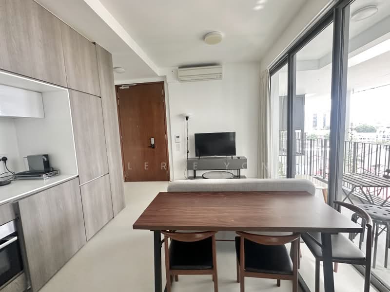 The Tembusu, 107 Tampines Road, 1 Bedroom, 474 sqft, Condominium For Rent, by Valerie Yong, 500165351 - Living Room - PropertyGuru.com.sg