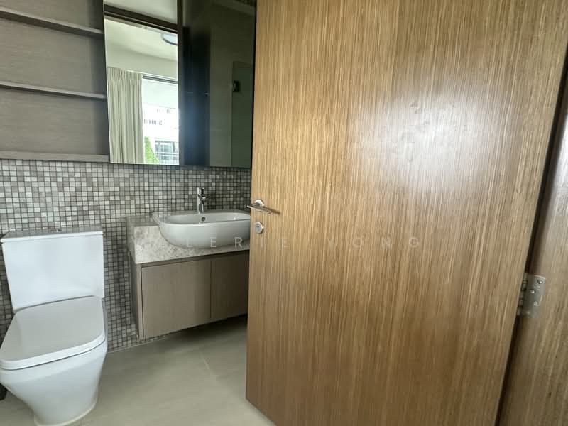 The Tembusu, 107 Tampines Road, 1 Bedroom, 474 sqft, Condominium For Rent, by Valerie Yong, 500165351 - Bathroom - PropertyGuru.com.sg