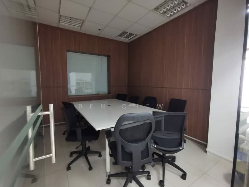 Tradehub 21, 8 Boon Lay Way, 2,045 sqft, Light Industrial (B1) For Rent, by Ben Chew, 500165379 - Interior - CommercialGuru.com.sg