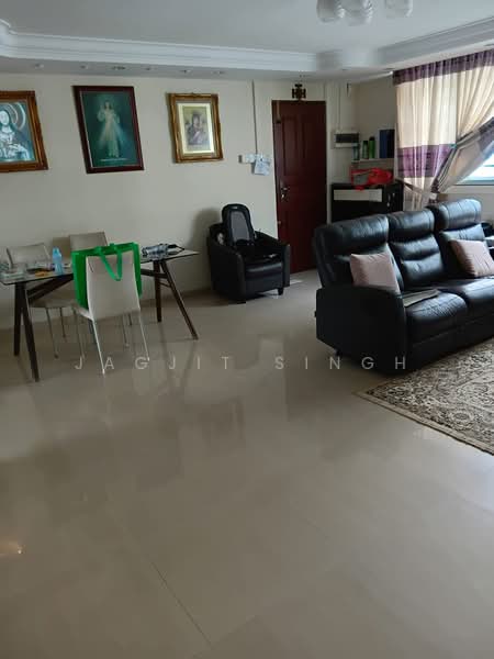 234 Serangoon Avenue 3, 234 Serangoon Avenue 3, Room Rental, 100 sqft, HDB Flat For Rent, by JAGJIT SINGH, 500165380 - Living Room - PropertyGuru.com.sg