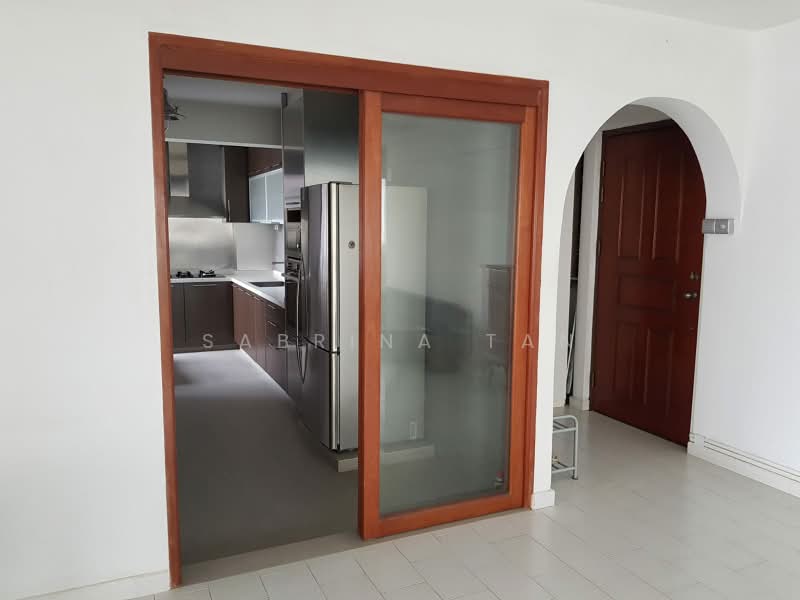 521 Ang Mo Kio Avenue 5, 521 Ang Mo Kio Avenue 5, 3 Bedrooms, 1,270 sqft, HDB Flat For Sale, by Sabrina Tan, 500165390 - Kitchen - PropertyGuru.com.sg