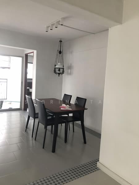 521 Ang Mo Kio Avenue 5, 521 Ang Mo Kio Avenue 5, 3 Bedrooms, 1,270 sqft, HDB Flat For Sale, by Sabrina Tan, 500165390 - Dining Room - PropertyGuru.com.sg
