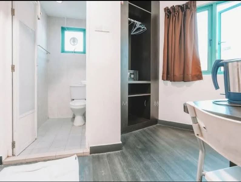 Hotel for Lease in Little India!, , 19,000 sqft, Shop / Shophouse For Rent, by Kenny Lim (林格徵), 500165396 - Bathroom - CommercialGuru.com.sg