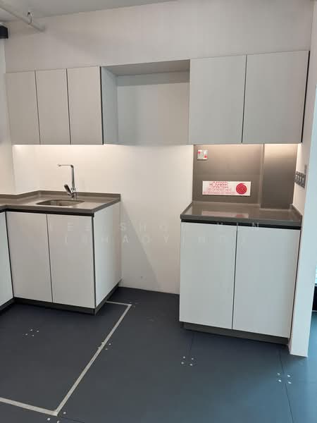 Hub Synergy Point, 70 Anson Road, 7,233 sqft, Office For Rent, by Lee Shou Yin (Shaoying), 500165401 - Kitchen - CommercialGuru.com.sg