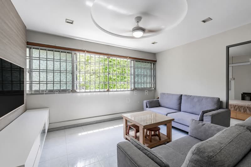 535 Hougang Street 52, 535 Hougang Street 52, 3 Bedrooms, 1,098 sqft, HDB Flat For Sale, by Reine Chan, 500165402 - Living Room - PropertyGuru.com.sg