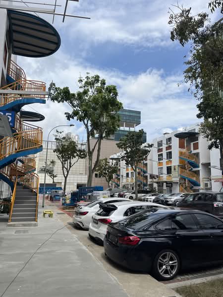Blk 185 toa Payoh Central, Toa Payoh Central, 1,345 sqft, Shop / Shophouse For Sale, by Edmund Toh, 500165406 - Exterior - CommercialGuru.com.sg