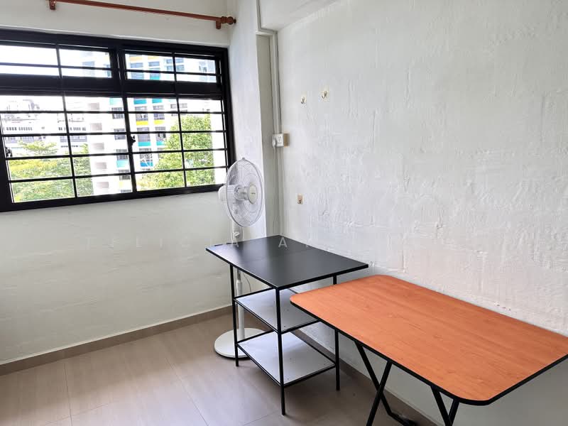 319 Jurong East Street 31, 319 Jurong East Street 31, Room Rental, 129 sqft, HDB Flat For Rent, by Felicia Anna Lee, 500165409 - Interior - PropertyGuru.com.sg