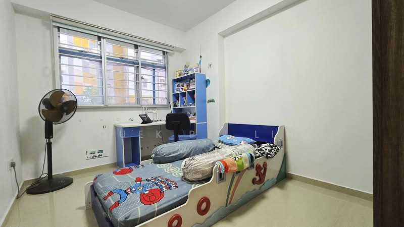 488D Choa Chu Kang Avenue 5, 488D Choa Chu Kang Avenue 5, 3 Bedrooms, 990 sqft, HDB Flat For Sale, by Quek Pei Lin, 500165422 - Bedroom - PropertyGuru.com.sg
