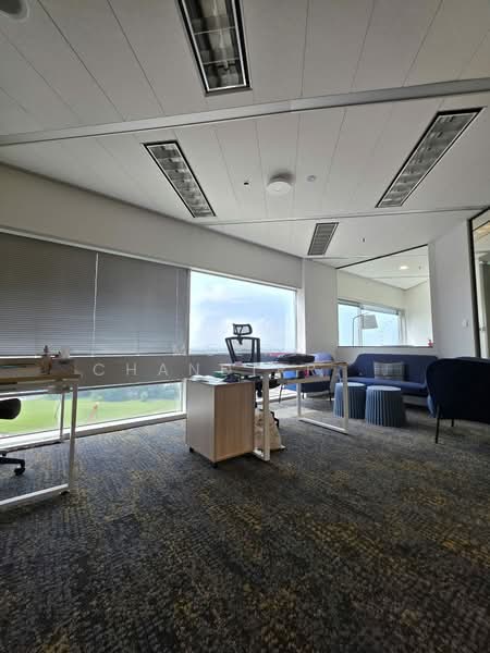 Gateway East, 152 Beach Road, 1,700 sqft, Office For Rent, by Meera Chandirran/VR, 500165428 - Interior - CommercialGuru.com.sg
