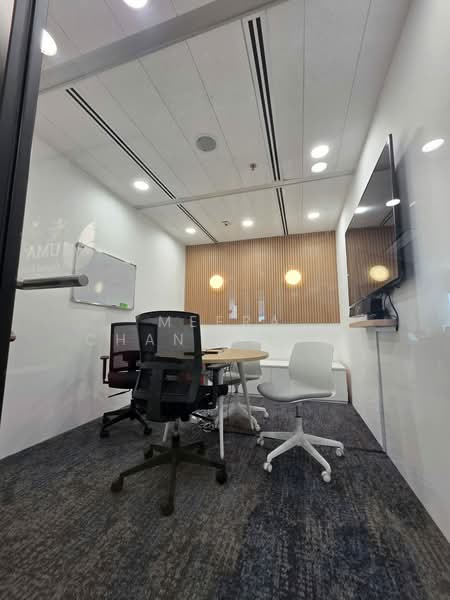Gateway East, 152 Beach Road, 1,700 sqft, Office For Rent, by Meera Chandirran/VR, 500165428 - Interior - CommercialGuru.com.sg