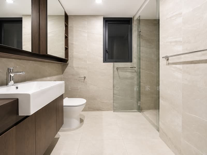 Riverfront Residences, 53 Hougang Avenue 7, 3 Bedrooms, 915 sqft, Condominium For Rent, by Casey Koo 古家进, 500165435 - Bathroom - PropertyGuru.com.sg