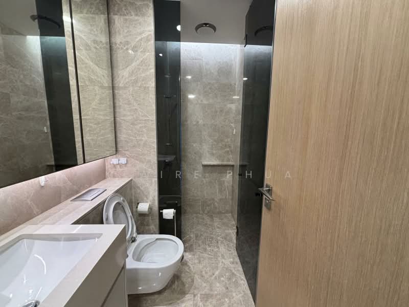 Amber Park, 18 Amber Gardens, 2 Bedrooms, 829 sqft, Condominium For Sale, by Klaire Phua, 500165463 - Bathroom - PropertyGuru.com.sg