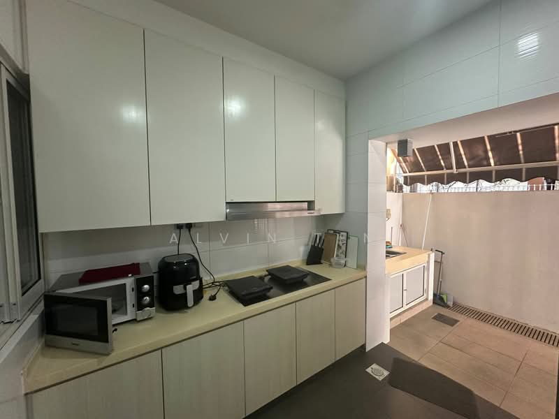 Tai Yuan Garden, Tai Yuan Heights, Room Rental, 200 sqft, Semi-Detached House For Rent, by Alvin Ten, 500165470 - Kitchen - PropertyGuru.com.sg