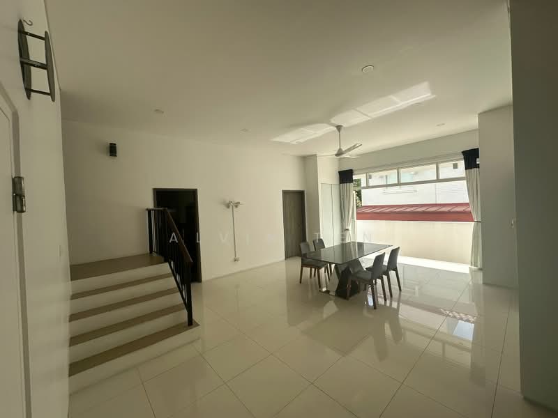 Tai Yuan Garden, Tai Yuan Heights, Room Rental, 200 sqft, Semi-Detached House For Rent, by Alvin Ten, 500165470 - Dining Room - PropertyGuru.com.sg