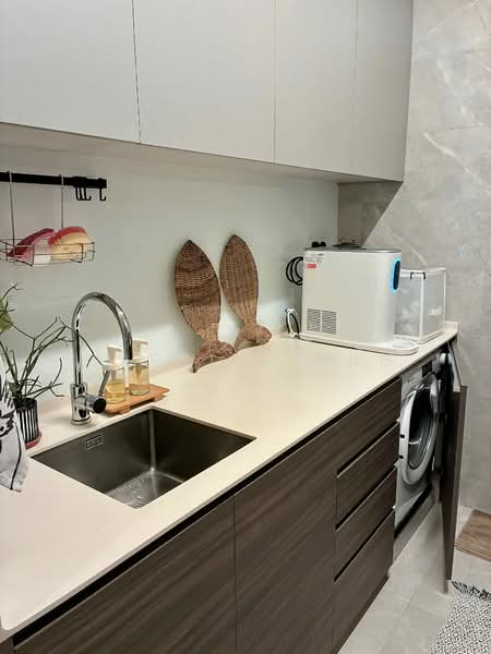 Stirling Residences, 23 Stirling Road, 2 Bedrooms, 689 sqft, Condominium For Rent, by Gabriel Ong, 500165478 - Interior - PropertyGuru.com.sg