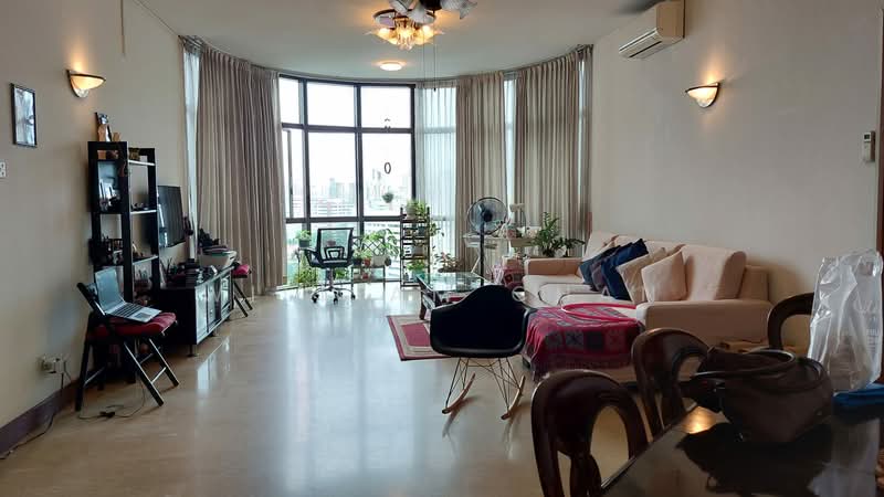 Parc Oasis, 35 Jurong East Avenue 1, 3 Bedrooms, 1,227 sqft, Condominium For Rent, by William Chan, 500165486 - Living Room - PropertyGuru.com.sg