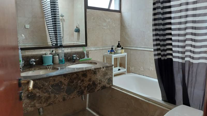 Parc Oasis, 35 Jurong East Avenue 1, 3 Bedrooms, 1,227 sqft, Condominium For Rent, by William Chan, 500165486 - Bathroom - PropertyGuru.com.sg
