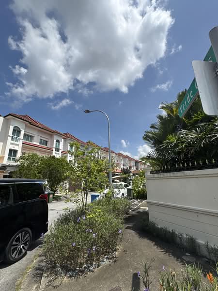 Villa Verde, Verde Crescent, 5 Bedrooms, 3,100 sqft, Terraced House For Sale, by Jordan Tay (郑扬龄), 500165489 - Exterior - PropertyGuru.com.sg