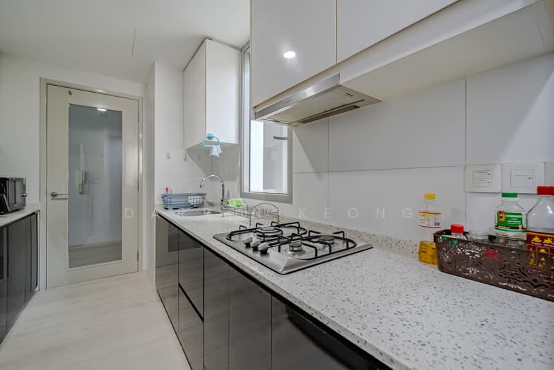 The Minton, 8A Hougang Street 11, 2 Bedrooms, 980 sqft, Condominium For Rent, by Darren Keong, 500165496 - Kitchen - PropertyGuru.com.sg