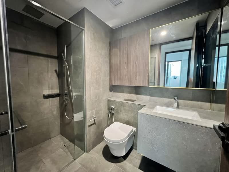Midtown Modern, 16 Tan Quee Lan Street, 3 Bedrooms, 940 sqft, Condominium For Rent, by Paul Fam, 500165505 - Bathroom - PropertyGuru.com.sg